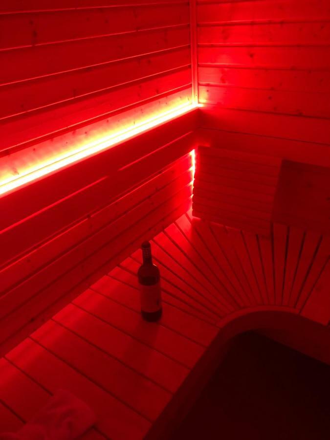 Four Corners Holiday Home Hot Tub & Sauna فيرنداون المظهر الخارجي الصورة